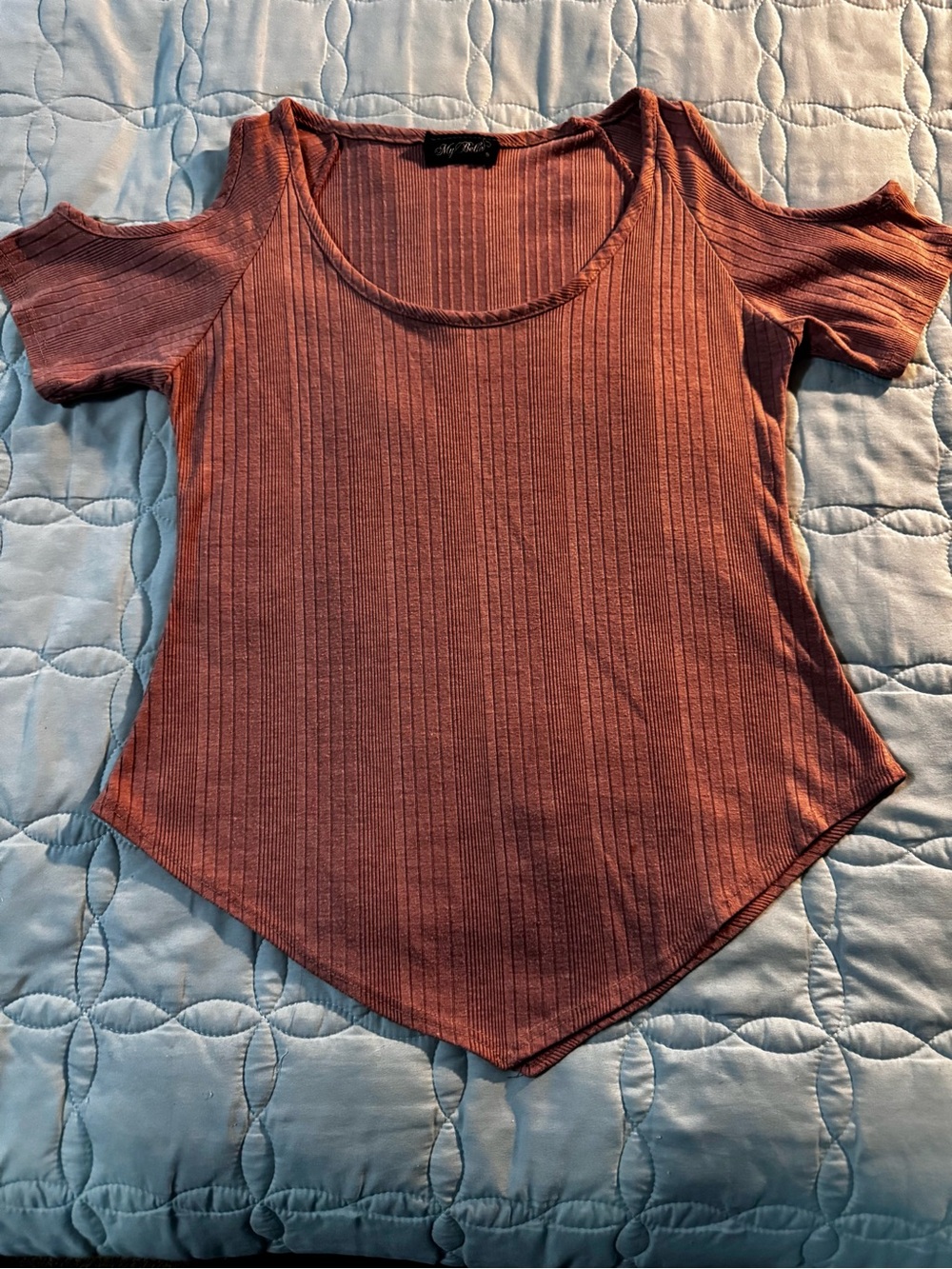 My Belle Ribbed Blouse – Off-the-shoulder and V-neck – Size S